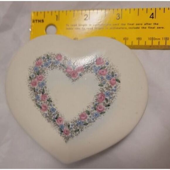 Otagiri Japanese Romance Heart-shaped Trinket Box Floral Creative Collection - Picture 12 of 12